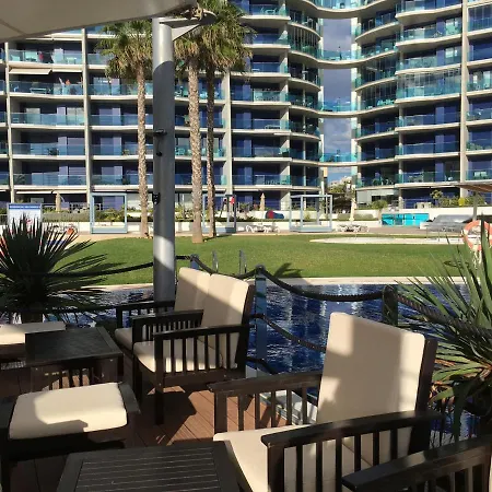 Super Zeezicht In Eerste Lijn Met Verwarmd Zwembad En Fitness * Punta Prima (Alicante)